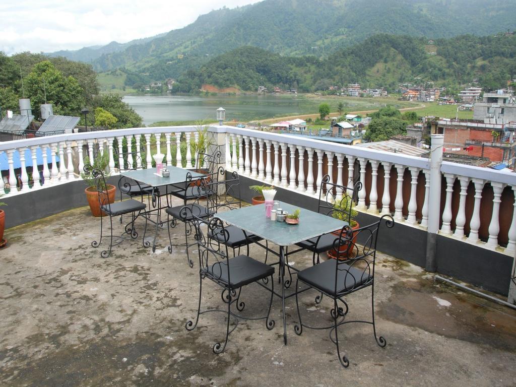 Hotel Blue Heaven Pokhara Zewnętrze zdjęcie