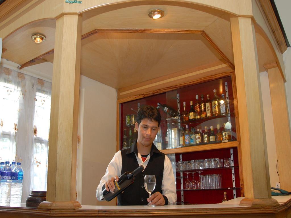 Hotel Blue Heaven Pokhara Zewnętrze zdjęcie